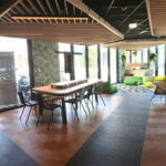 Wojo Corner, coworking au pied de la gare du Havre, dans l'hôtel Novotel (c) Le Havre Seine Développement