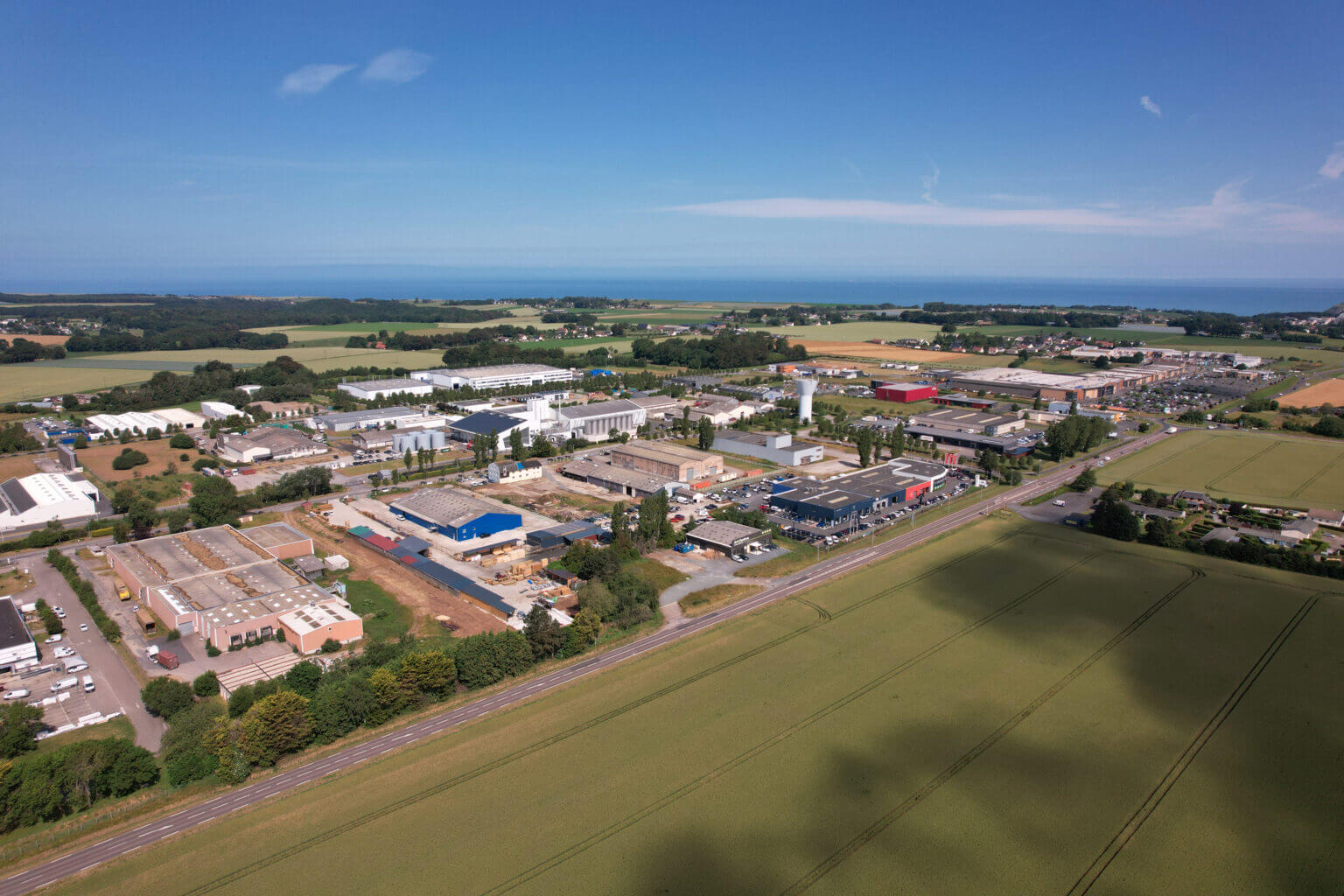 Vue aérienne du parc d'activités des Hautes Falaises (c) TMA Images