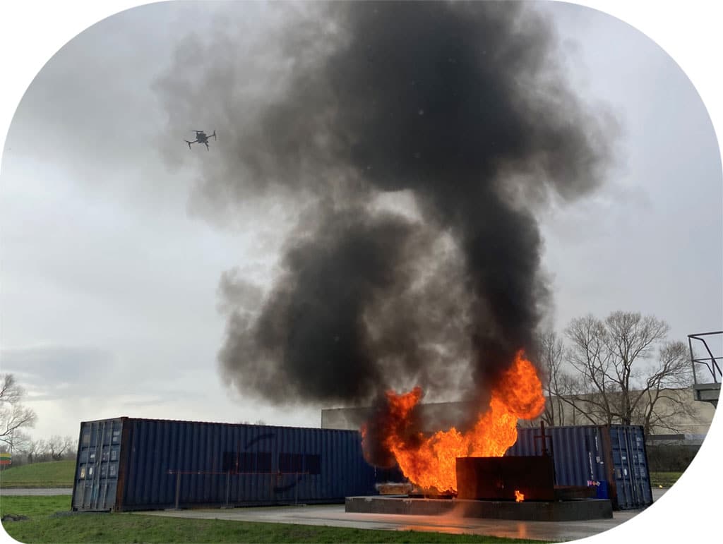Test de contrôle de qualité de l'air par drone sur la Zone Industrielle et Portuaire du Havre (c) CIDN
