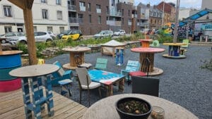 Terrasse du Hangar Zéro, à côté du Plateau Perret, bureau à louer dans les quartiers sud du Havre (Seine-Maritime | Normandie)