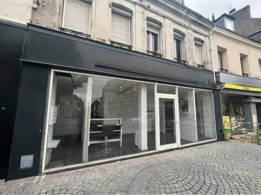 Vitrine local commercial de 75 m² au Havre, secteur Coty (Seine-Maritime | Normandie)