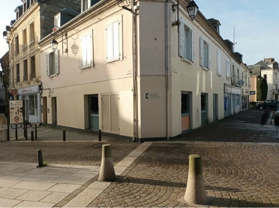 Extérieur d'un local commercial de 105 m² à Harfleur(Seine-Maritime | Normandie)