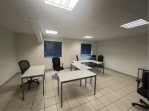 Salle de réunion bureaux de 350 m² à Saint-Vigor d'Ymonville (Seine-Maritime | Normandie)