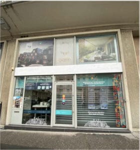 Vitrine d'un local commercial de 60 m² au Havre, avenue Foch (Seine-Maritime | Normandie)