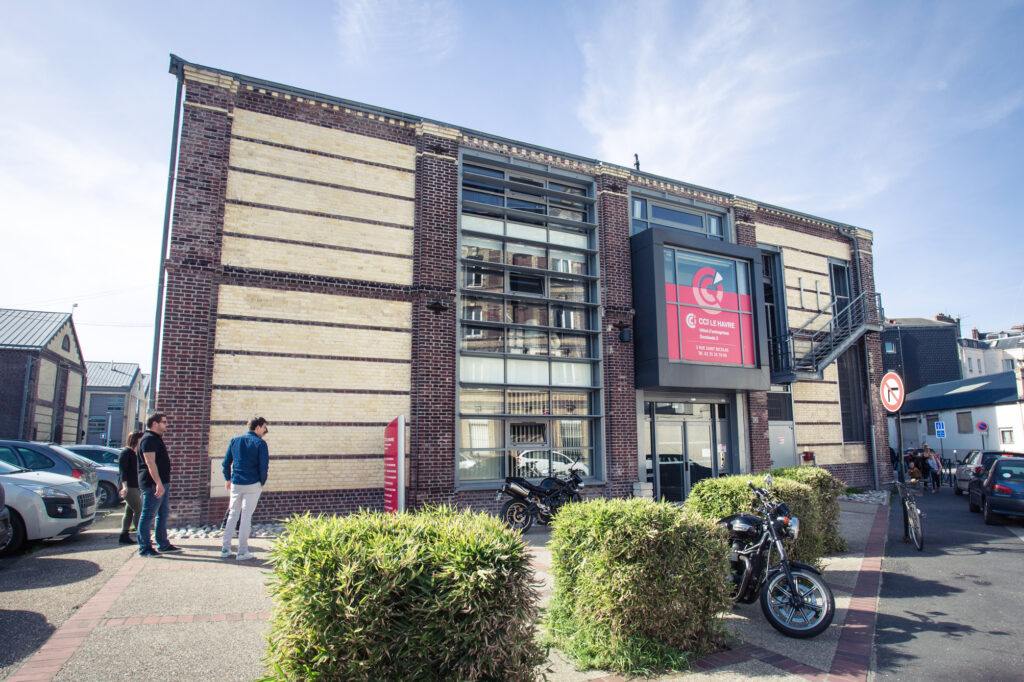 Hôtel d'entreprises Dombasle 2, bureaux à louer dans les quartiers sud du Havre (c) CCI Seine Estuaire