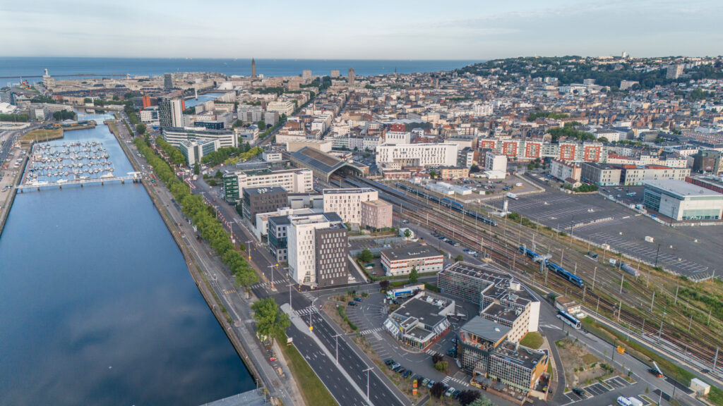 Investissements immobiliers au niveau de l'entrée de ville du Havre (c) Marin David