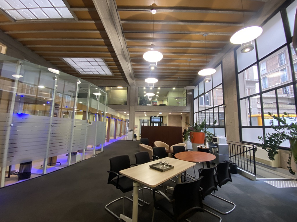 LOCAL COMMERCIAL/BUREAU LE HAVRE