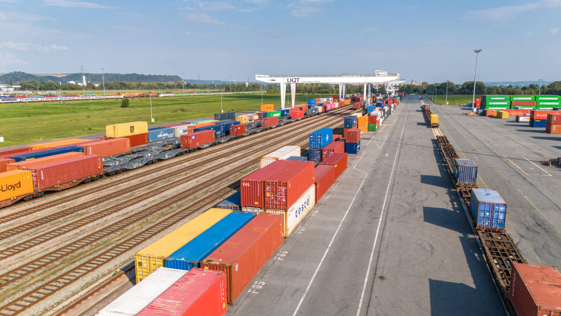Faisceaux ferroviaires du Terminal multimodal du Havre, pour le report fluvial et fer du transport de marchandises (c) Marin David