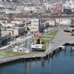 Vue aérienne du quai Southampton et notamment de l'ancien terminal ferry qui va devenir le centre d'art contemporain Antoine Rufenacht (c) Philippe Bréard - Ville du Havre