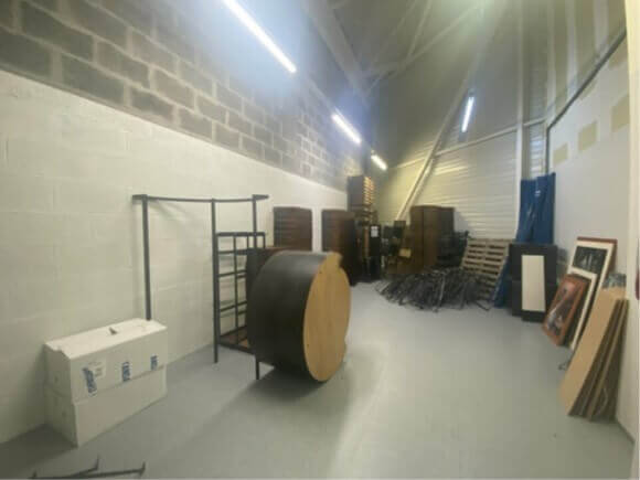 LOCAL COMMERCIAL GONFREVILLE 427