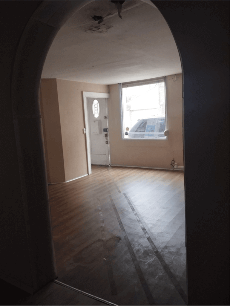 LOCAL COMMERCIAL HANGAR DANTON LE HAVRE 250