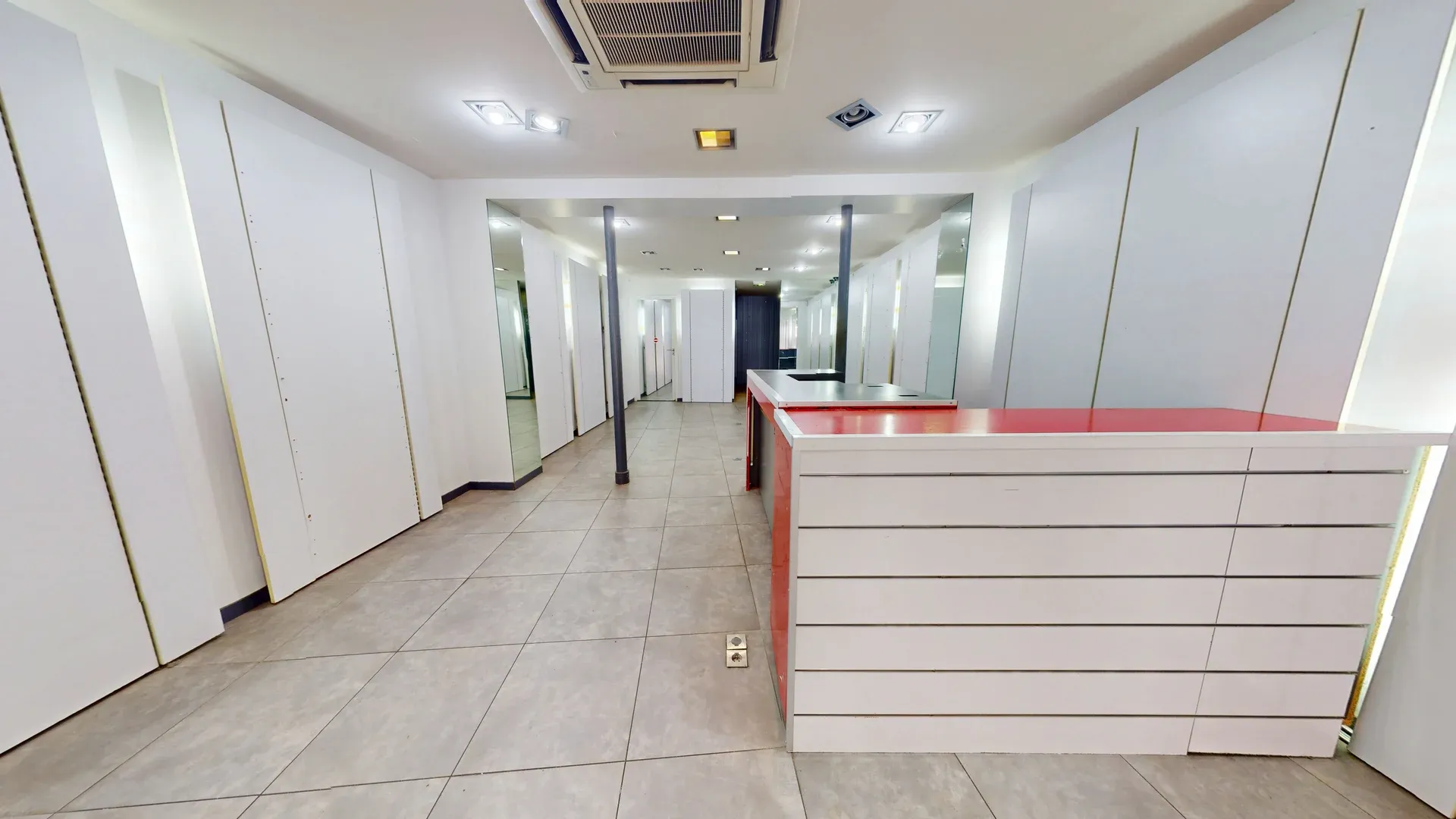 LOCAL COMMERCIAL COTY LE HAVRE 105