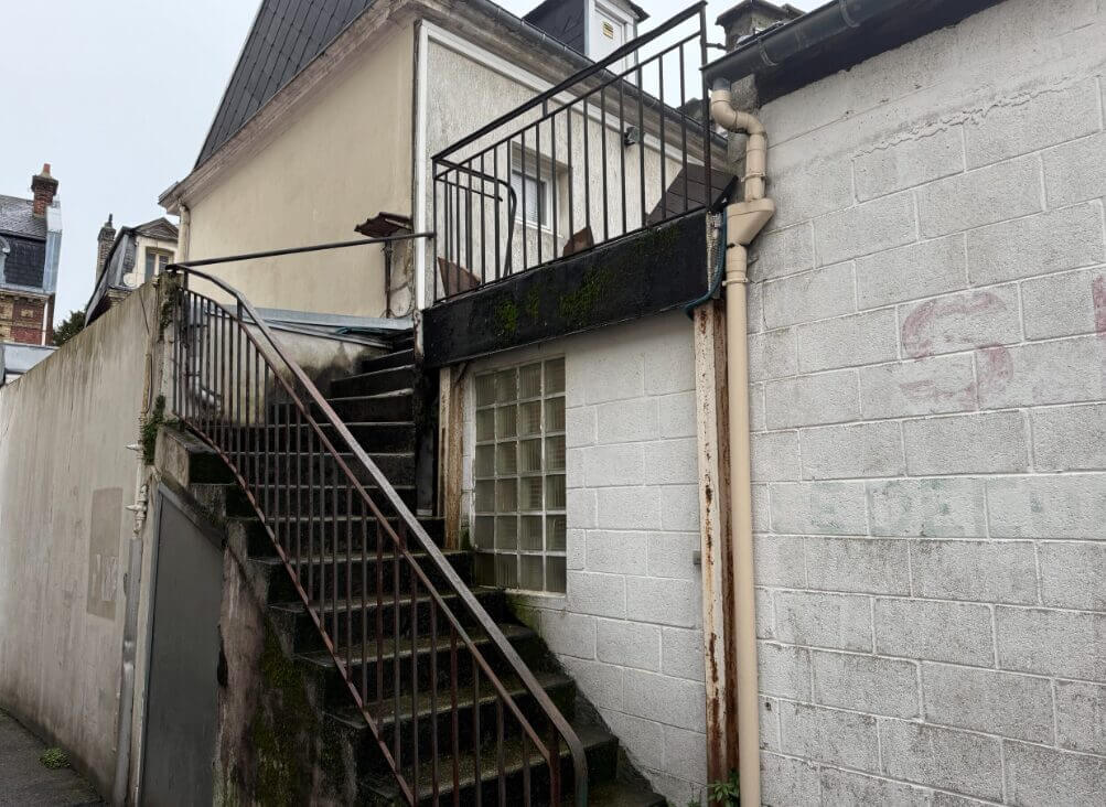 LOCAL COMMERCIAL ROND-POINT LE HAVRE 200