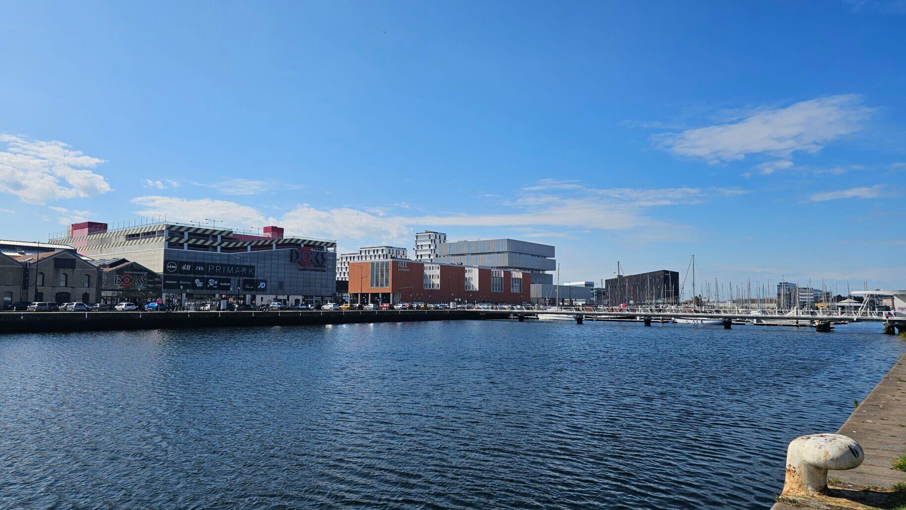 FONDS DE COMMERCE DOCKS LE HAVRE 852