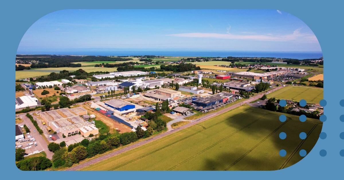 Brandies implante un centre d'assemblage de spiritueux sur le parc d'activités des Hautes Falaises, près de Fécamp (c) TMA Images
