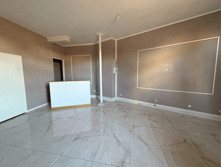 LOCAL COMMERCIAL QUARTIER DE L'EURE LE HAVRE 90