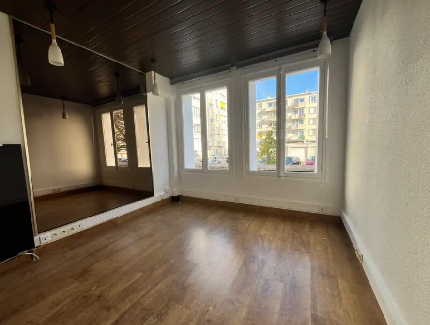 BUREAU SQUARE ST ROCH LE HAVRE 25