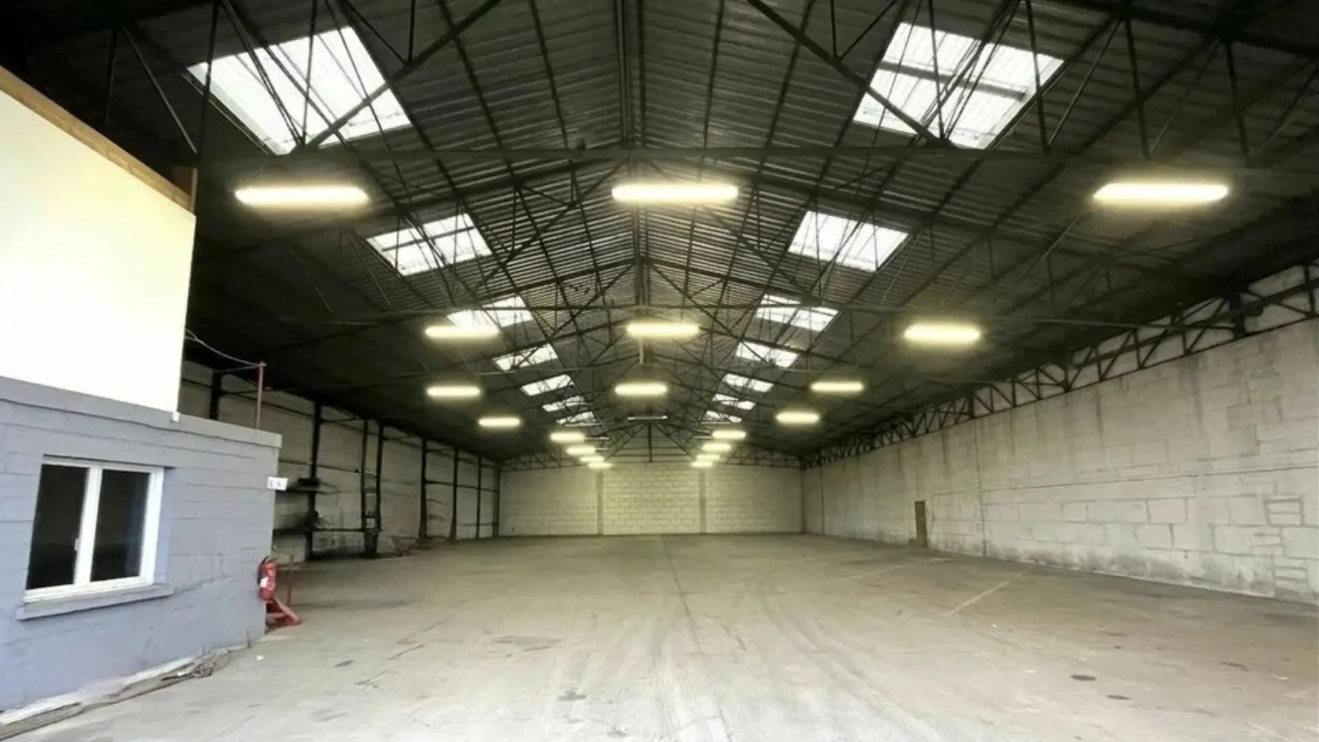 LOCAL ACTIVITES SANDOUVILLE 1237 (1)