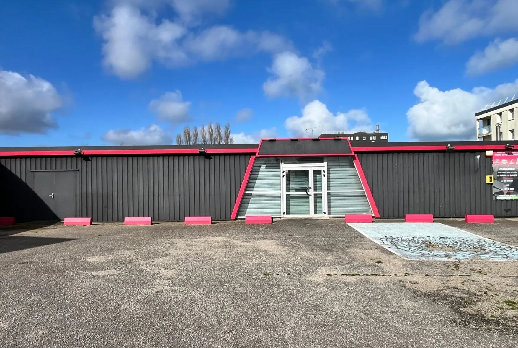 LOCAL COMMERCIAL FECAMP 550