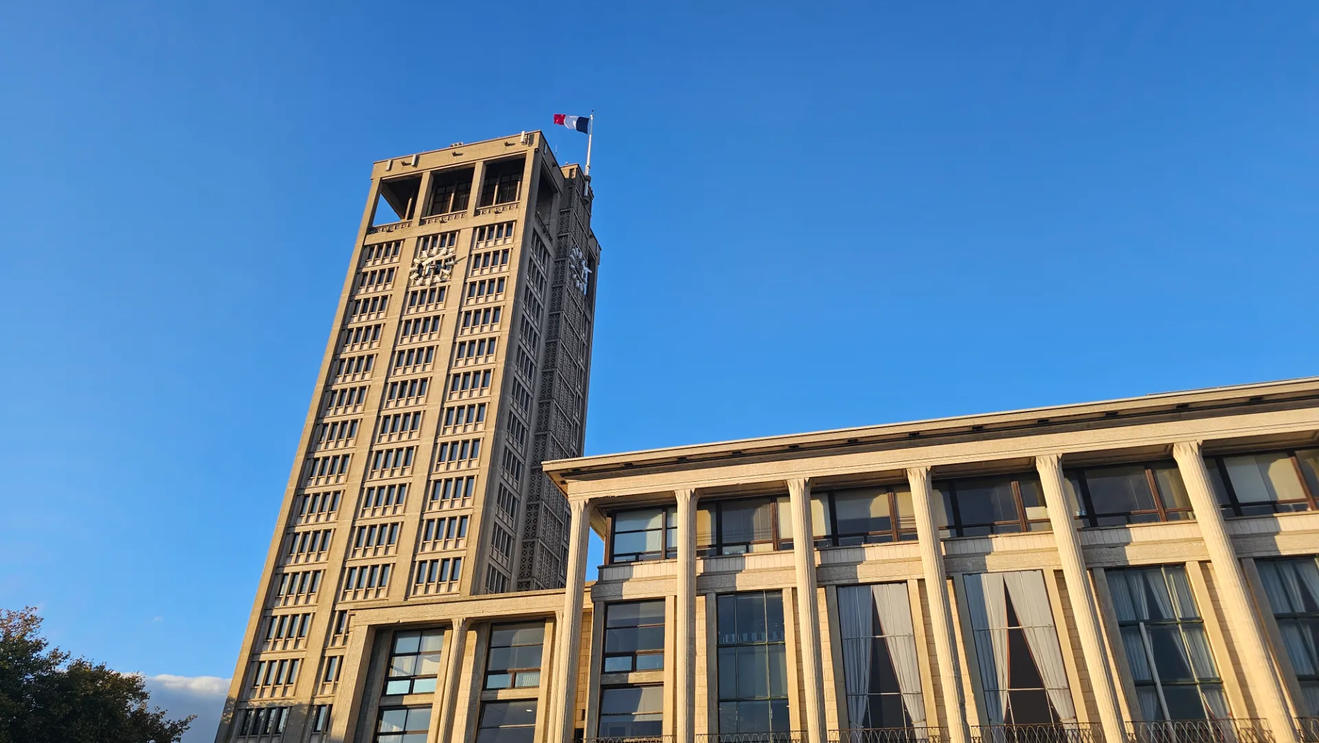 LOCAL COMMERCIAL HOTEL DE VILLE LE HAVRE 162