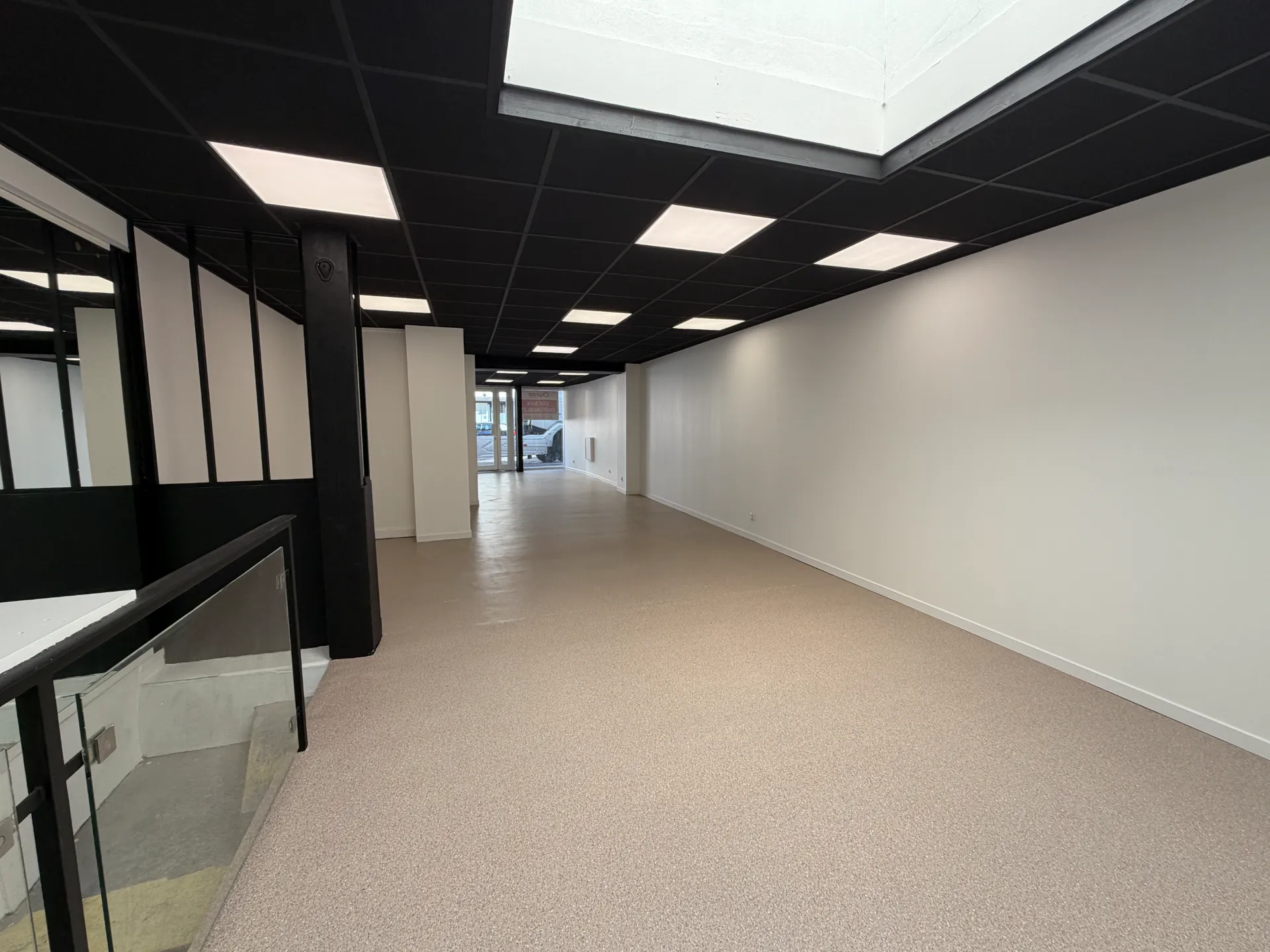 LOCAL COMMERCIAL COTY LE HAVRE 130
