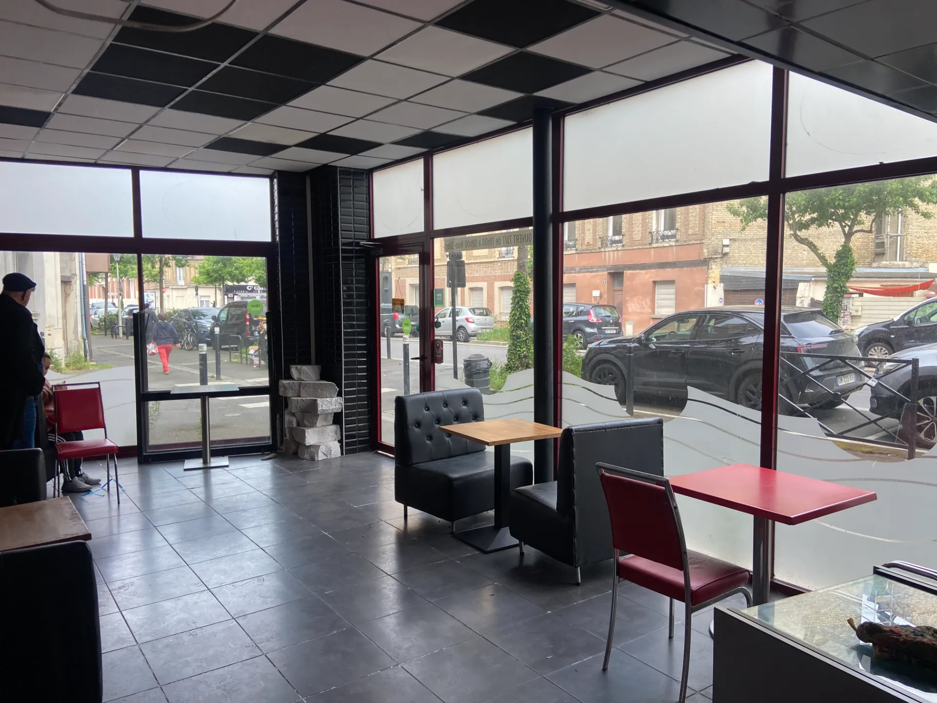 LOCAL COMMERCIAL MOUCHEZ LE HAVRE 60