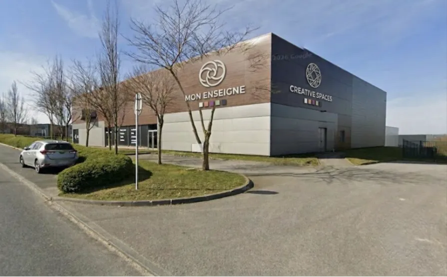 LOCAL COMMERCIAL MONTIVILLIERS 1495
