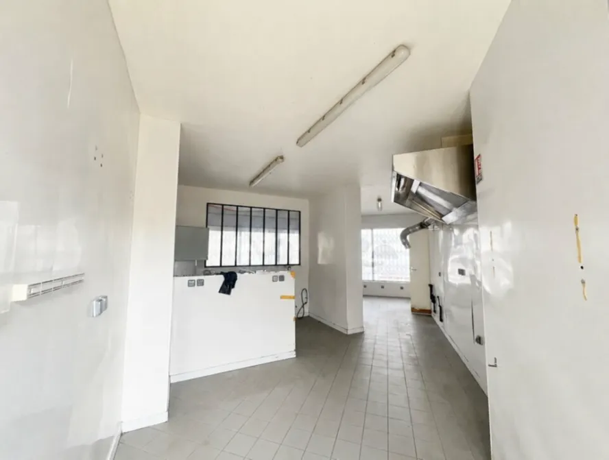 LOCAL COMMERCIAL QUARTIER DE L'EURE LE HAVRE 65