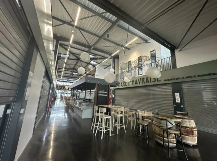 LOCAL COMMERCIAL HALLES COTY LE HAVRE 105